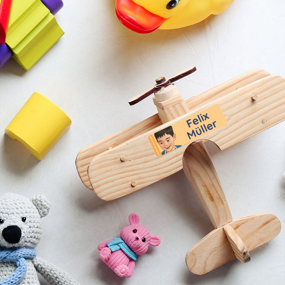 Namensaufkleber Kinder mit Foto | 160er Set mit KI-Portrait - kinder-druckerei.de